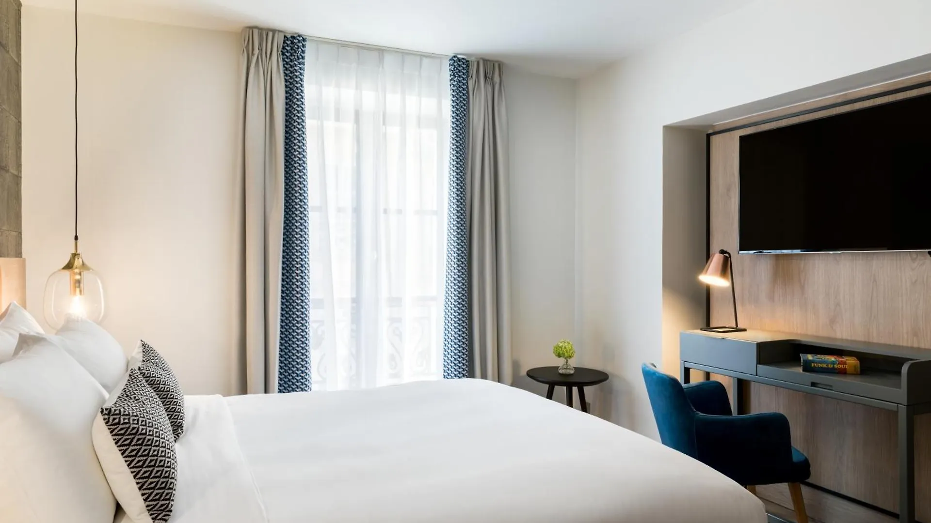 Hotel Renaissance Vendome 5*